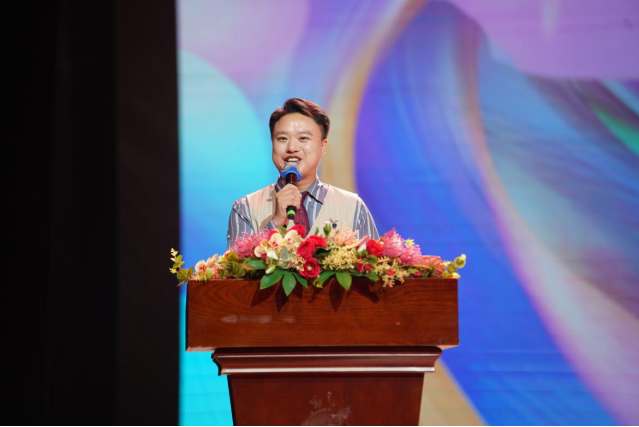中央电视台少儿影视城《季季精彩》全国青少儿才艺展演活动江西站盛大启动